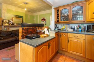 Kitchen/Diner- click for photo gallery